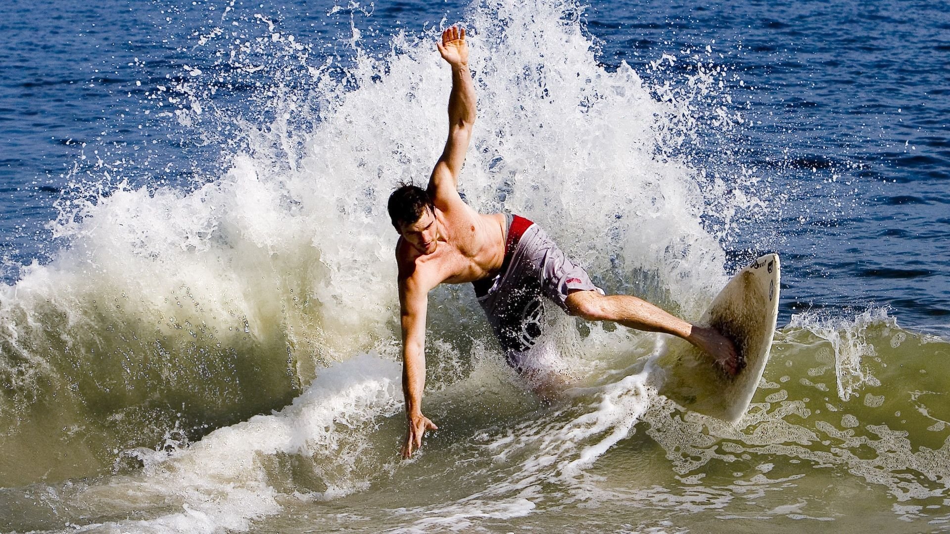 詹姆斯灌篮全场最佳！，詹姆斯 灌篮